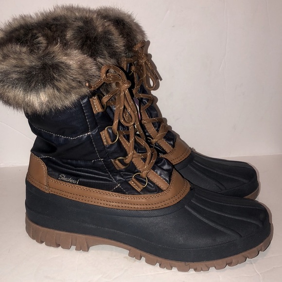 NWT Skechers Faux Fur Windom Winter Waterproof Boots - Picture 2 of 9